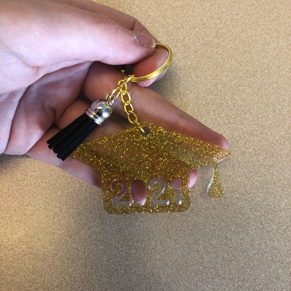 Handmade 2021 Graduation Keychain - Picture 2 of 5